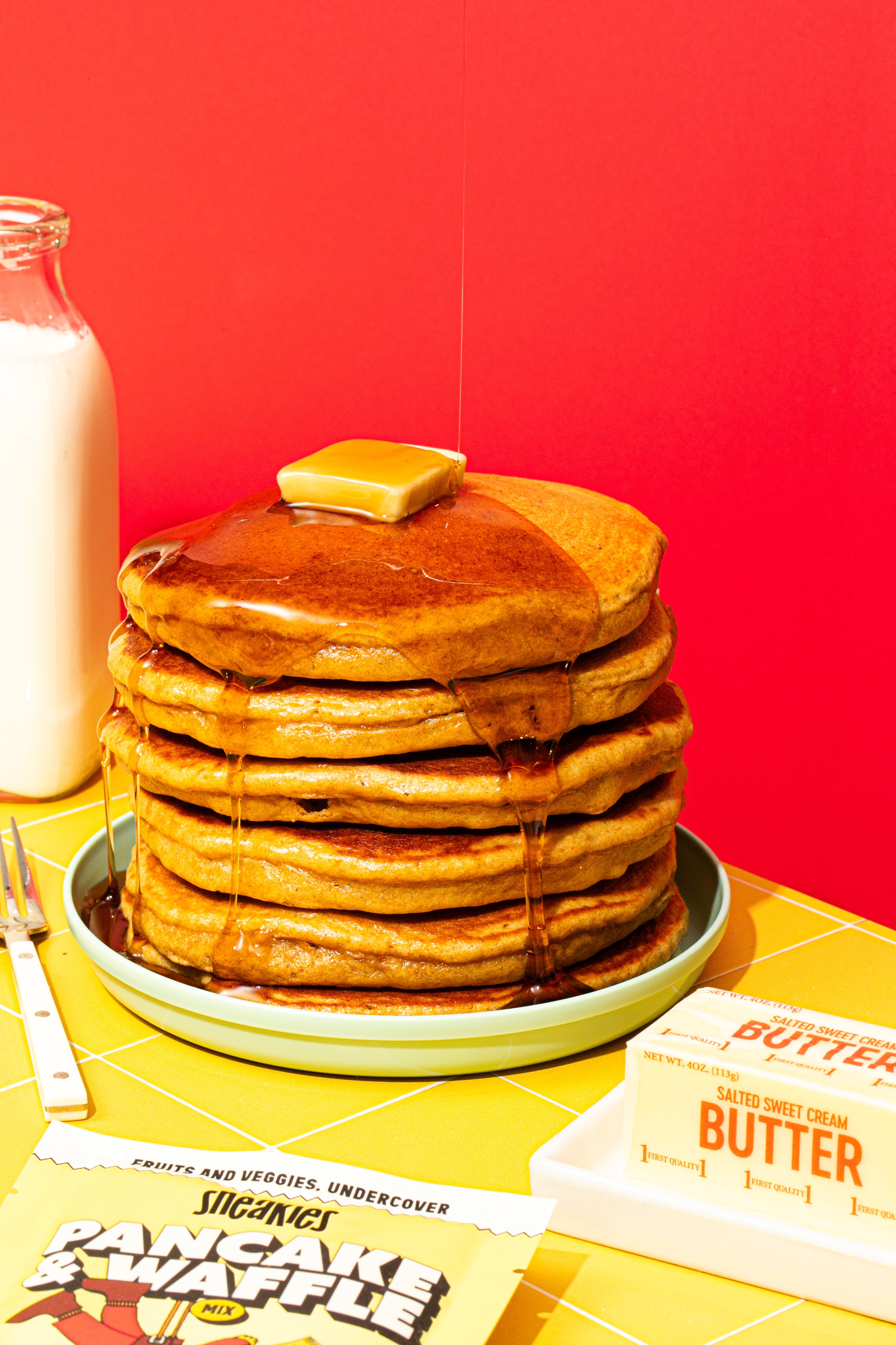 Banana Bonanza pancake stack with the Sneakies package, carrots and a banana